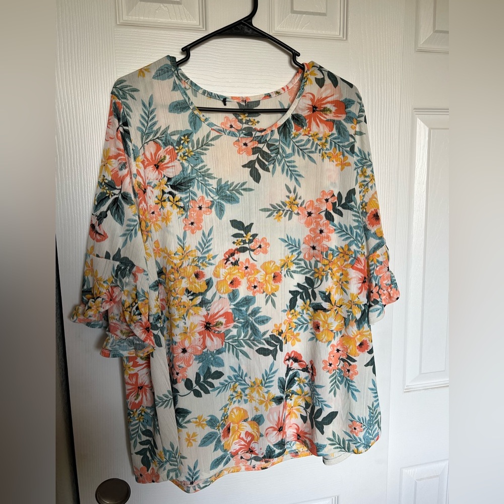 Flowery summer blouse